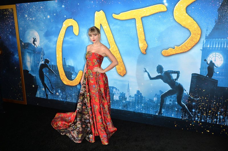Taylor Swift at "Cats" World Premiere — photo 307