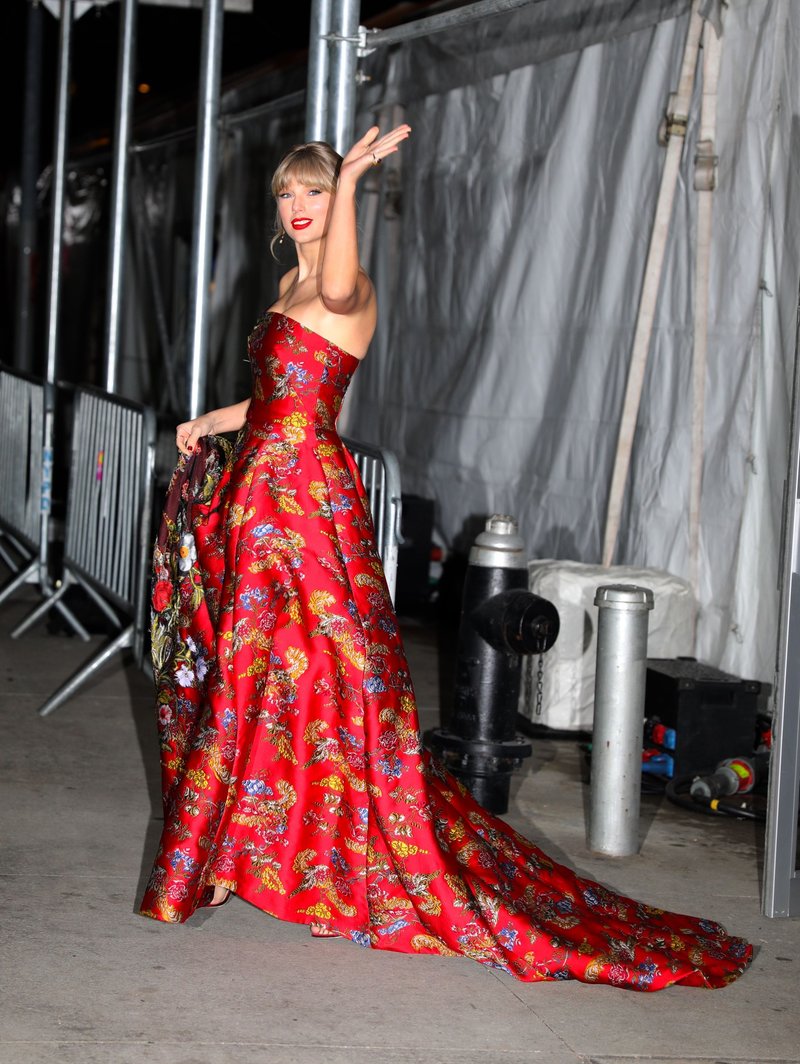 Taylor Swift at "Cats" World Premiere — photo 313