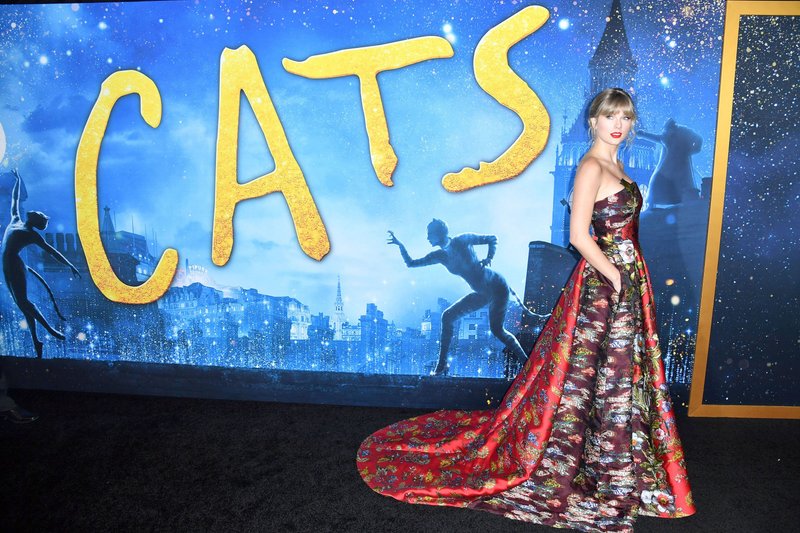 Taylor Swift at "Cats" World Premiere — photo 376