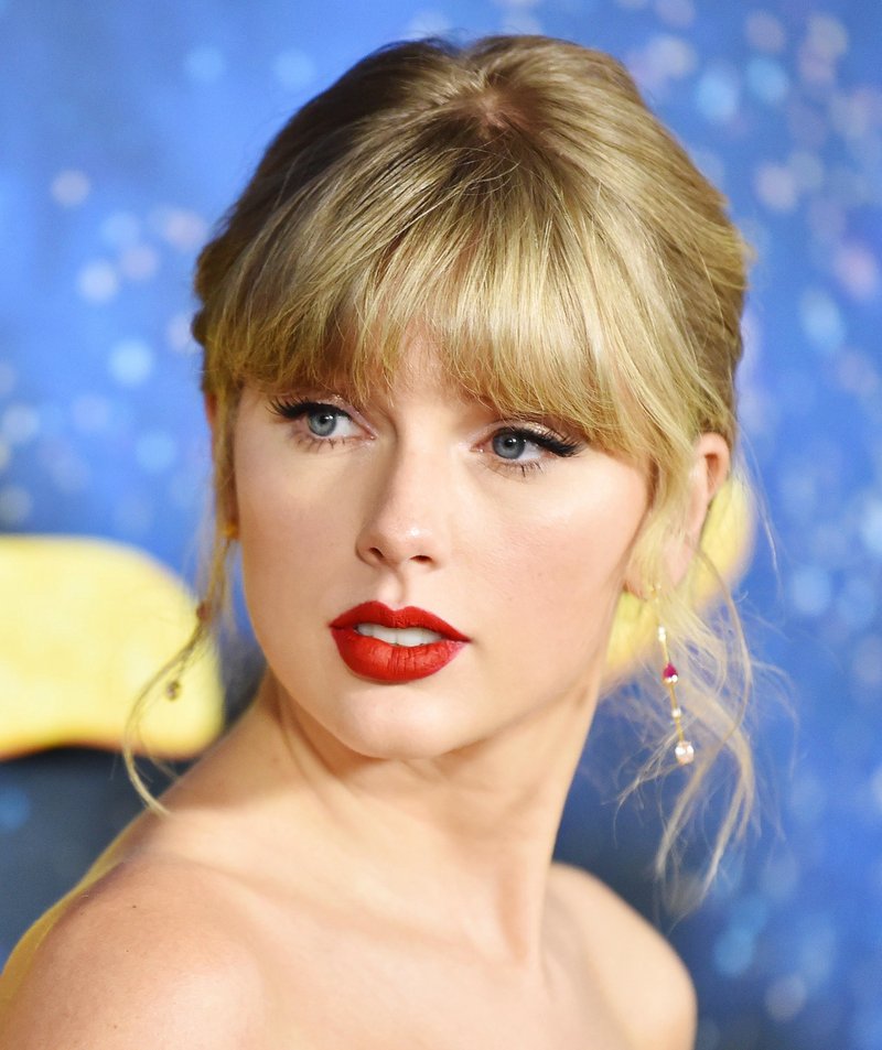 Taylor Swift at "Cats" World Premiere — photo 404