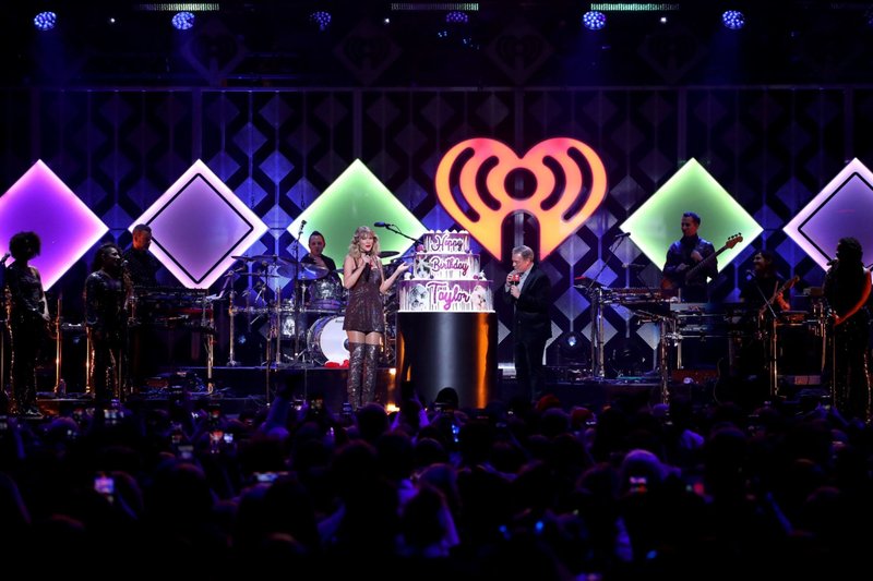 Taylor Swift at iHeartRadio's Z100 Jingle Ball 2019 — photo 12