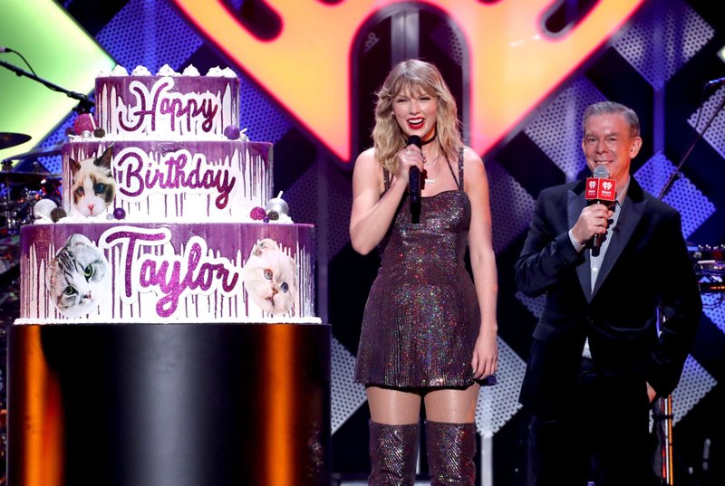 Taylor Swift at iHeartRadio's Z100 Jingle Ball 2019 — photo 72