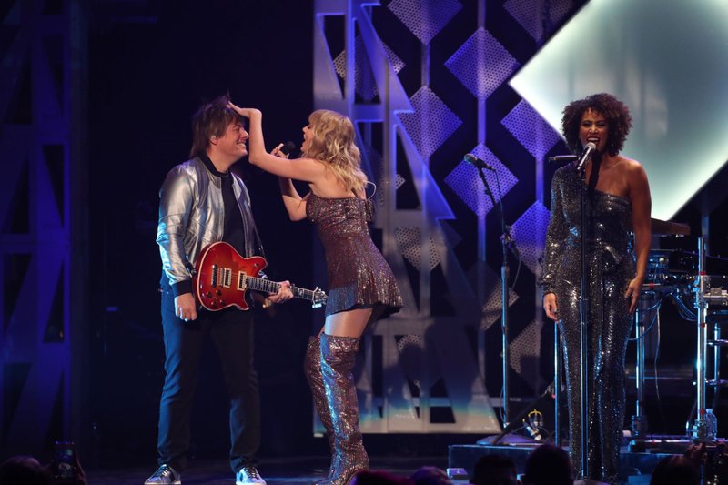 Taylor Swift at iHeartRadio's Z100 Jingle Ball 2019 — photo 76