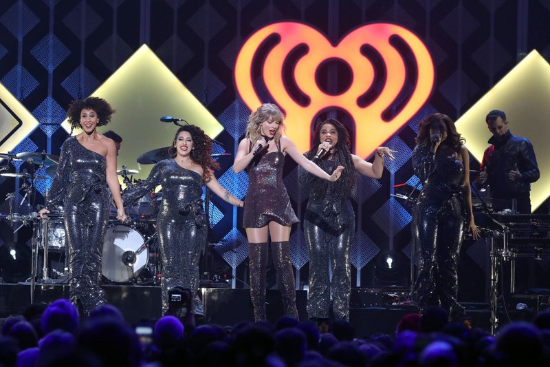 Taylor Swift at iHeartRadio's Z100 Jingle Ball 2019 — photo 108