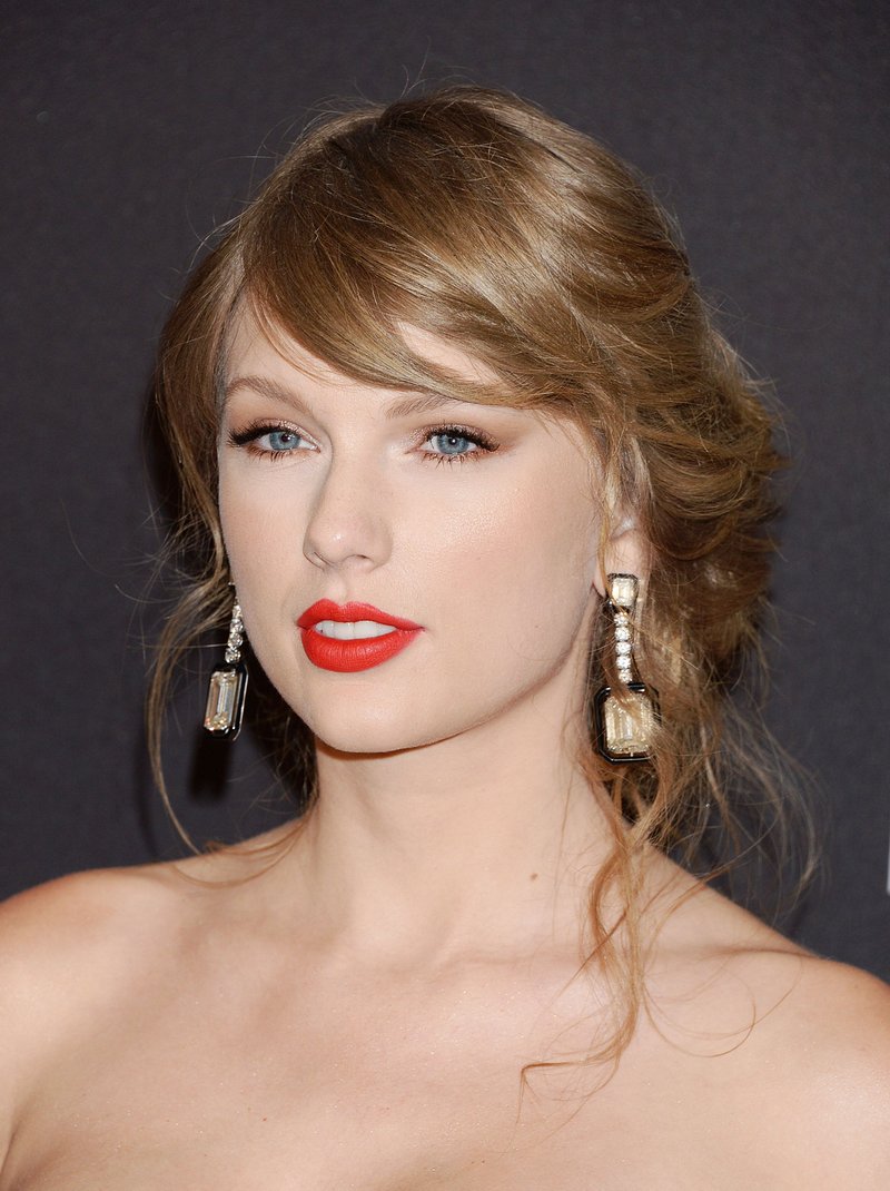 Taylor Swift at InStyle And Warner Bros. Golden Globes After Party — photo 58