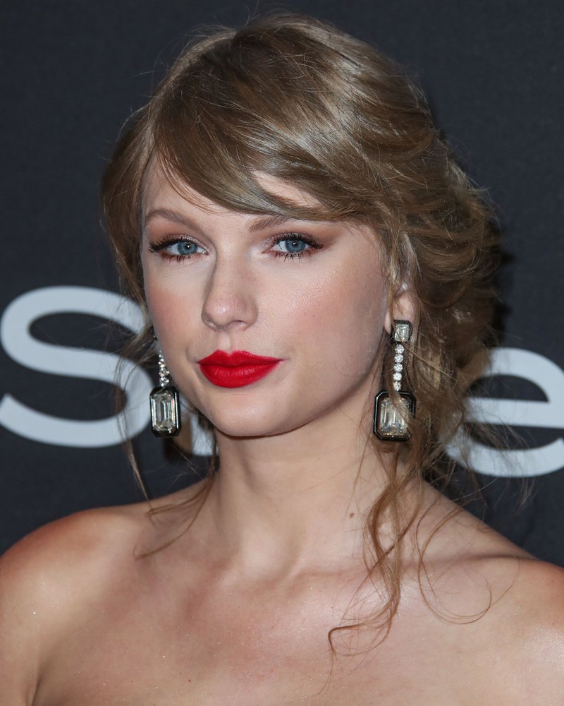 Taylor Swift at InStyle And Warner Bros. Golden Globes After Party — photo 113