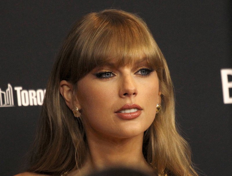 Taylor Swift at 2022 Toronto International Film Festival — photo 73