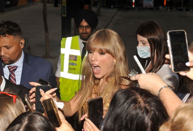 Taylor Swift at 2022 Toronto International Film Festival — photo 123