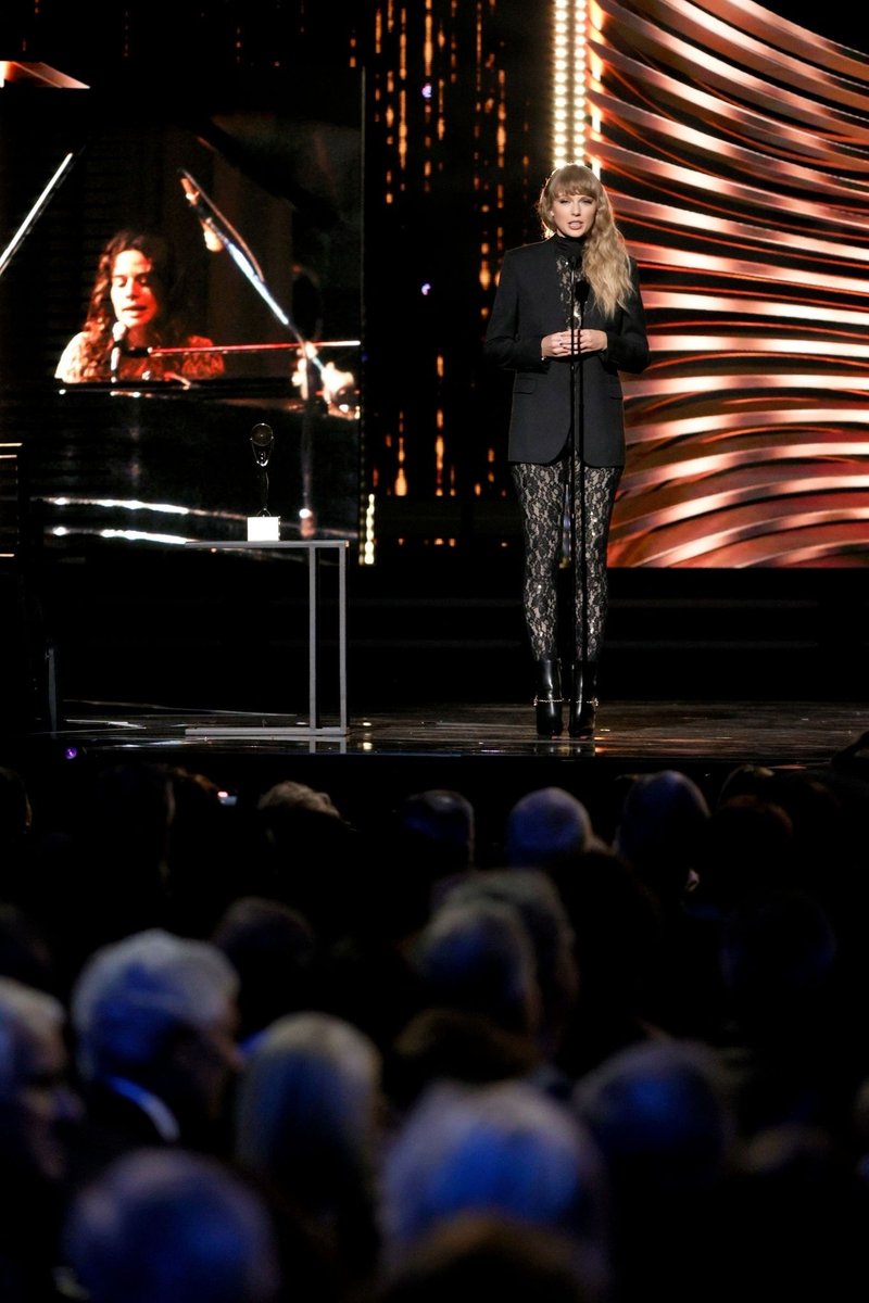 Taylor Swift at 36th Annual Rock & Roll Hall Of Fame Induction Ceremony — photo 50