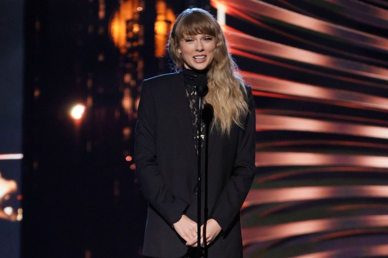Taylor Swift at 36th Annual Rock & Roll Hall Of Fame Induction Ceremony — photo 55