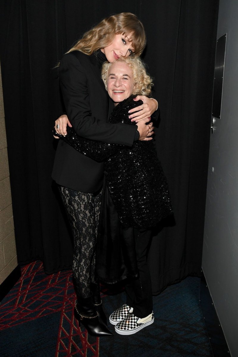 Taylor Swift at 36th Annual Rock & Roll Hall Of Fame Induction Ceremony — photo 68