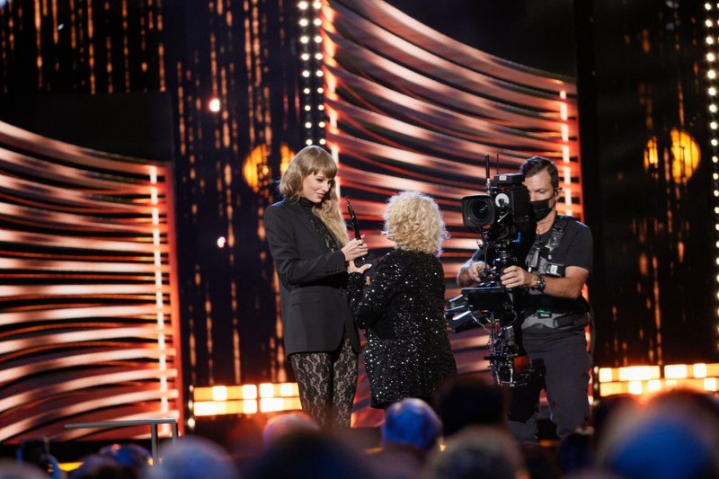 Taylor Swift at 36th Annual Rock & Roll Hall Of Fame Induction Ceremony — photo 93