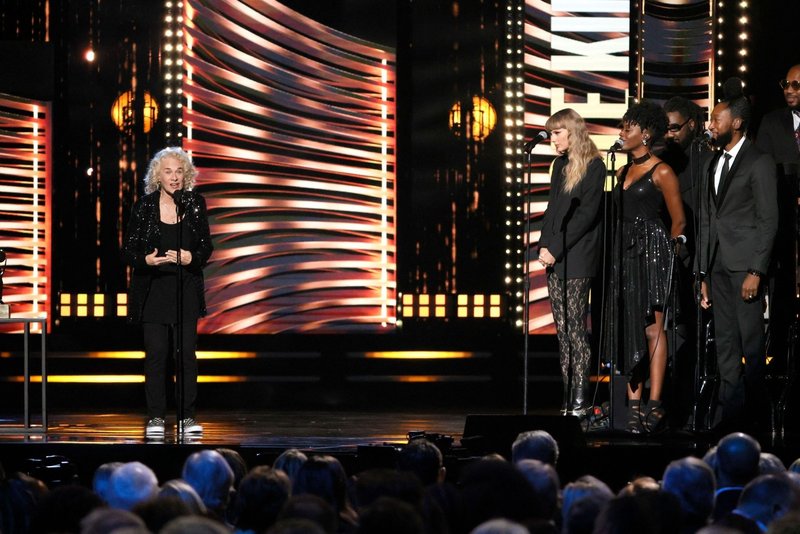 Taylor Swift at 36th Annual Rock & Roll Hall Of Fame Induction Ceremony — photo 95