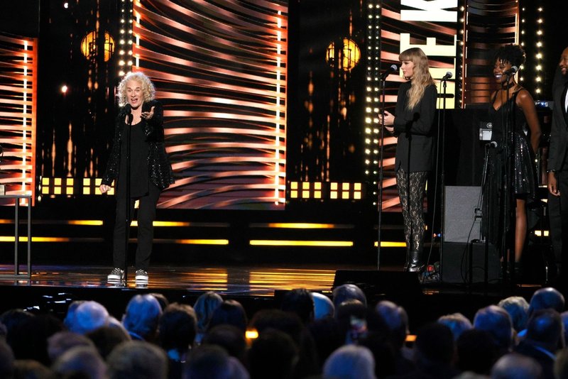 Taylor Swift at 36th Annual Rock & Roll Hall Of Fame Induction Ceremony — photo 96