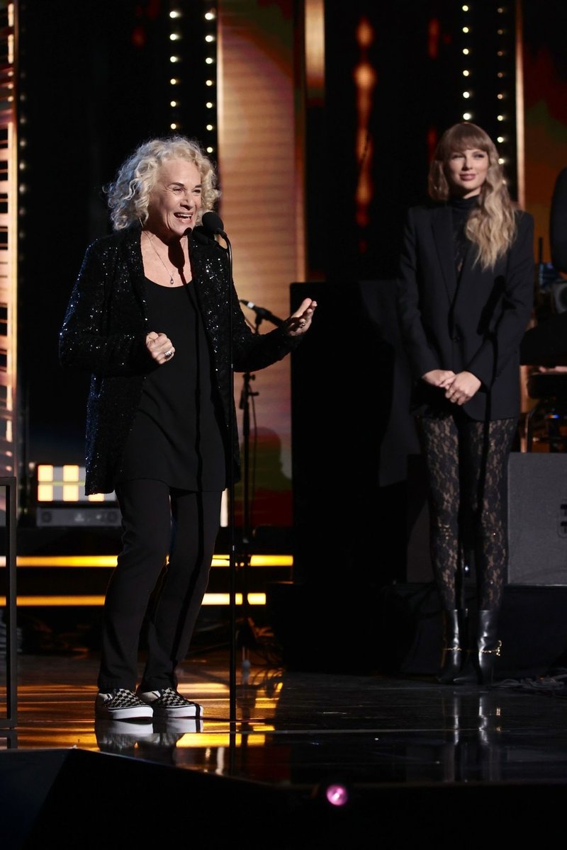 Taylor Swift at 36th Annual Rock & Roll Hall Of Fame Induction Ceremony — photo 100