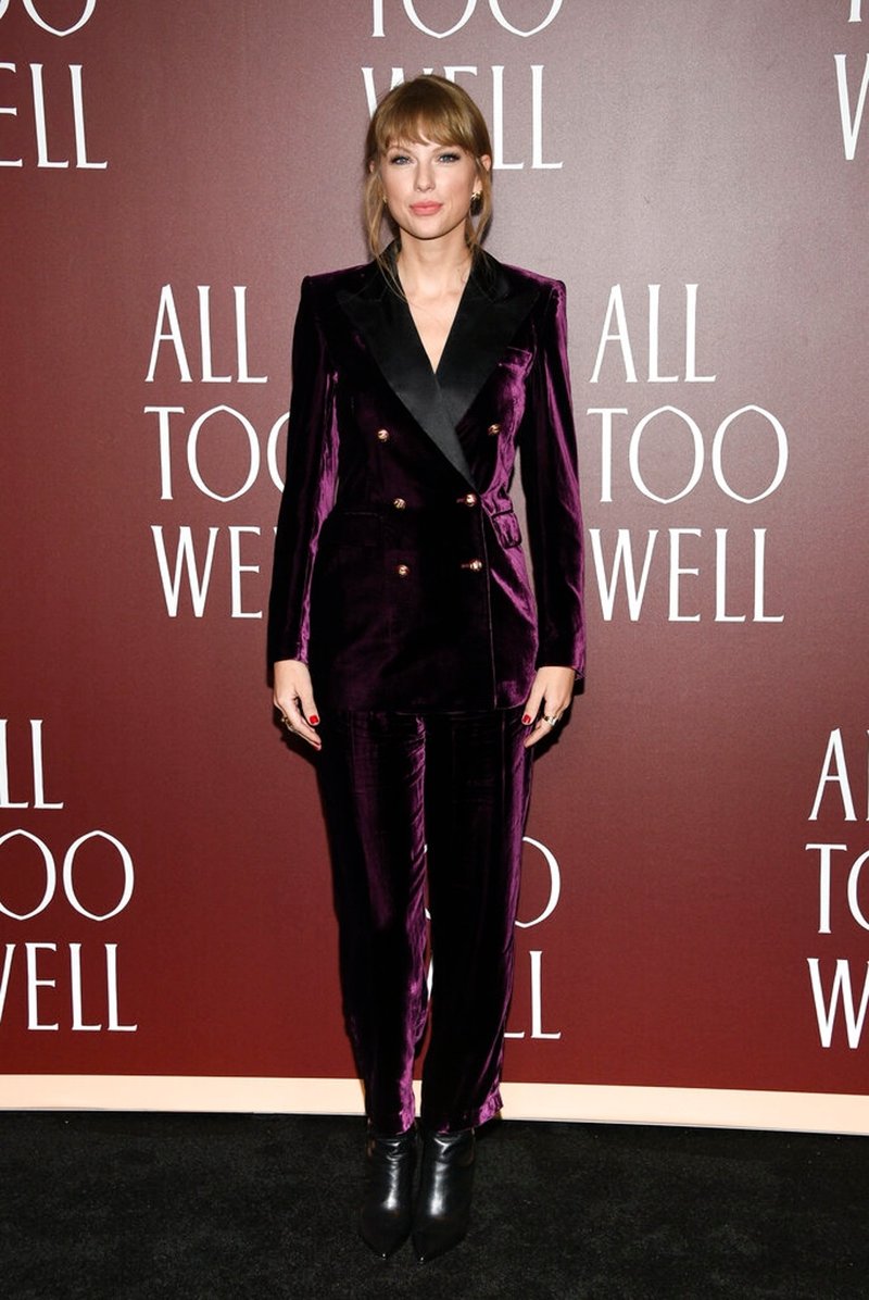 Taylor Swift at "All Too Well" New York Premiere — photo 38
