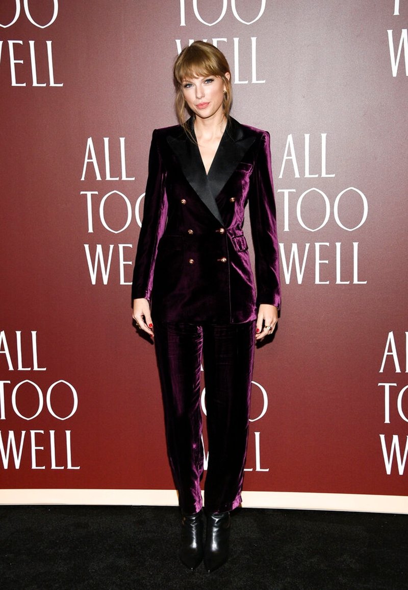 Taylor Swift at "All Too Well" New York Premiere — photo 47