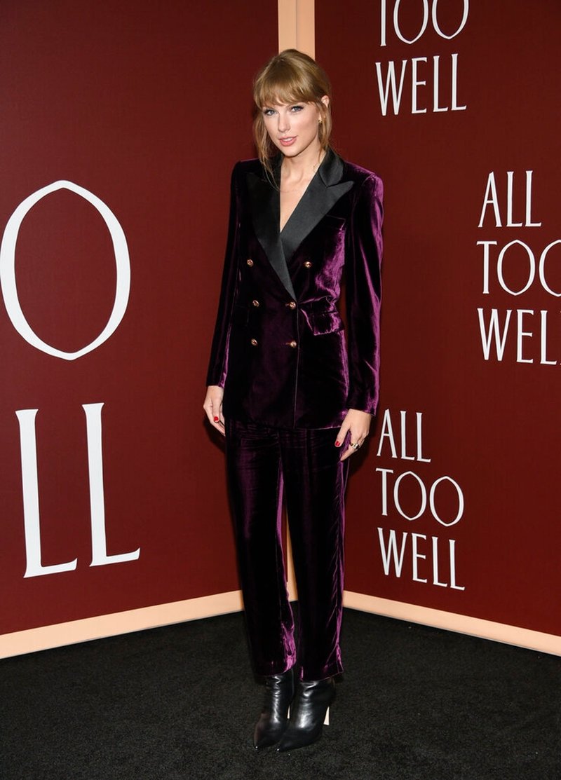 Taylor Swift at "All Too Well" New York Premiere — photo 67