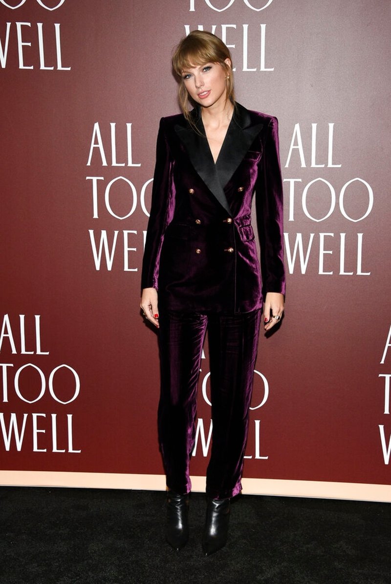 Taylor Swift at "All Too Well" New York Premiere — photo 83
