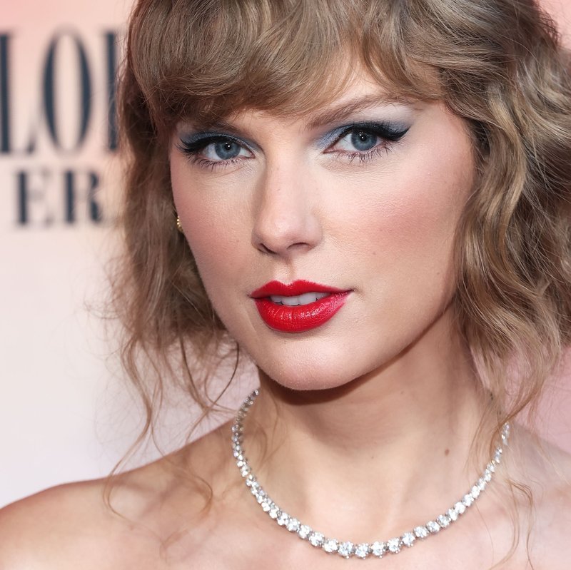 Taylor Swift at "Taylor Swift: The Eras Tour" World Premiere — photo 120