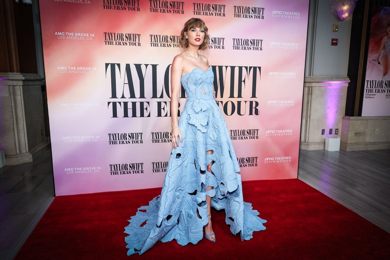 Taylor Swift at "Taylor Swift: The Eras Tour" World Premiere — photo 131