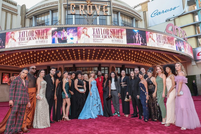 Taylor Swift at "Taylor Swift: The Eras Tour" World Premiere — photo 171