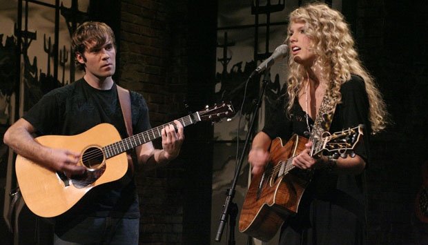 Taylor Swift — CMT's Studio 330 — photo 2