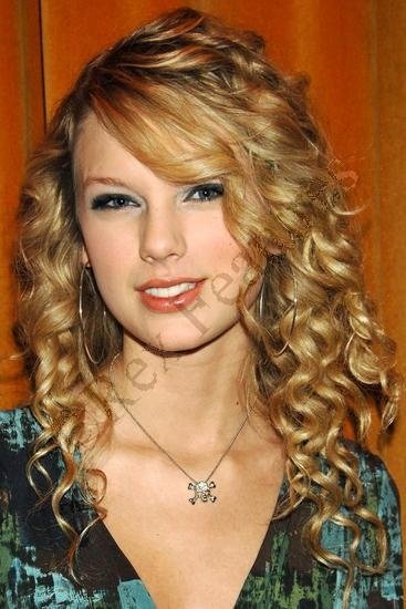 Taylor Swift — The Morning Show With Mike and Juliet — photo 4