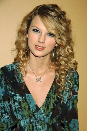 Taylor Swift — The Morning Show With Mike and Juliet — photo 23