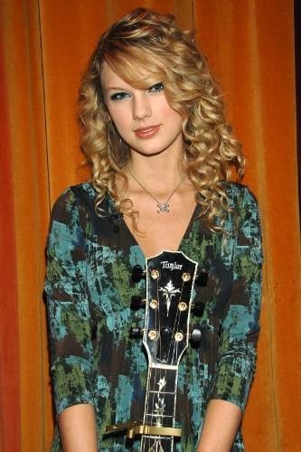 Taylor Swift — The Morning Show With Mike and Juliet — photo 27