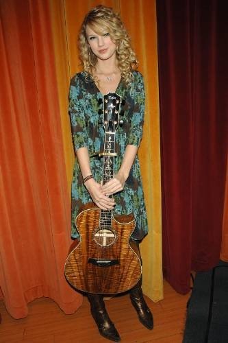 Taylor Swift — The Morning Show With Mike and Juliet — photo 28
