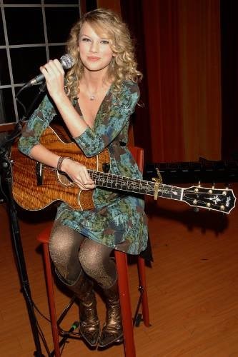Taylor Swift — The Morning Show With Mike and Juliet — photo 44