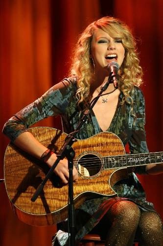 Taylor Swift — The Morning Show With Mike and Juliet — photo 56