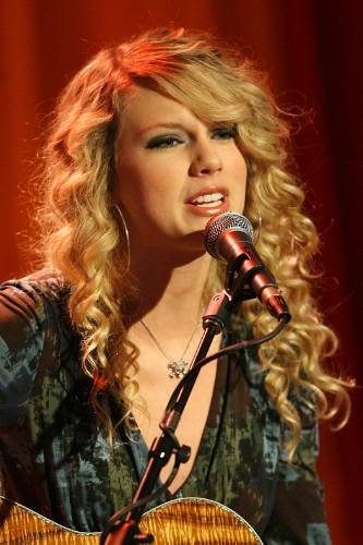 Taylor Swift — The Morning Show With Mike and Juliet — photo 62