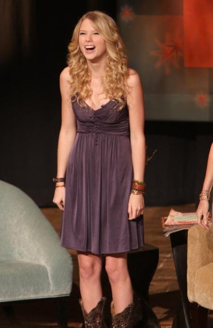 Taylor Swift — GAC Presents CMA Celebrity Closeup — photo 8