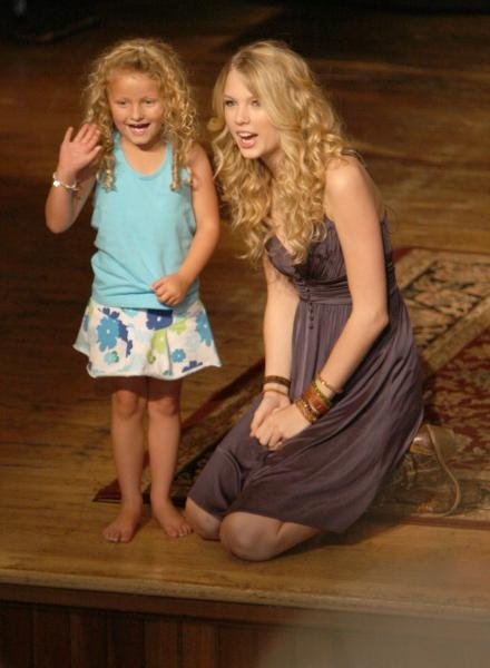 Taylor Swift — GAC Presents CMA Celebrity Closeup — photo 18