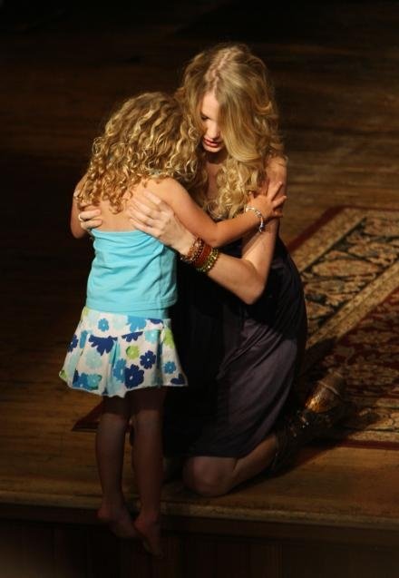 Taylor Swift — GAC Presents CMA Celebrity Closeup — photo 22