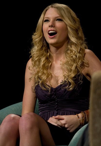 Taylor Swift — GAC Presents CMA Celebrity Closeup — photo 60