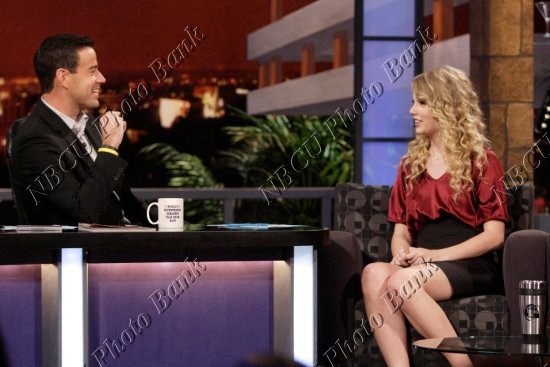 Taylor Swift — Last Call With Carson Daly — photo 3