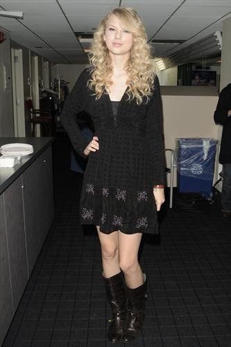 Taylor Swift — NBC's Today Show (September 08) — photo 31
