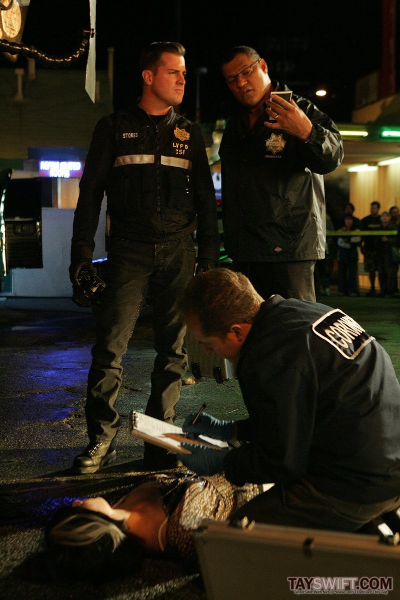 Taylor Swift at CSI: Crime Scene Investigation — photo 4