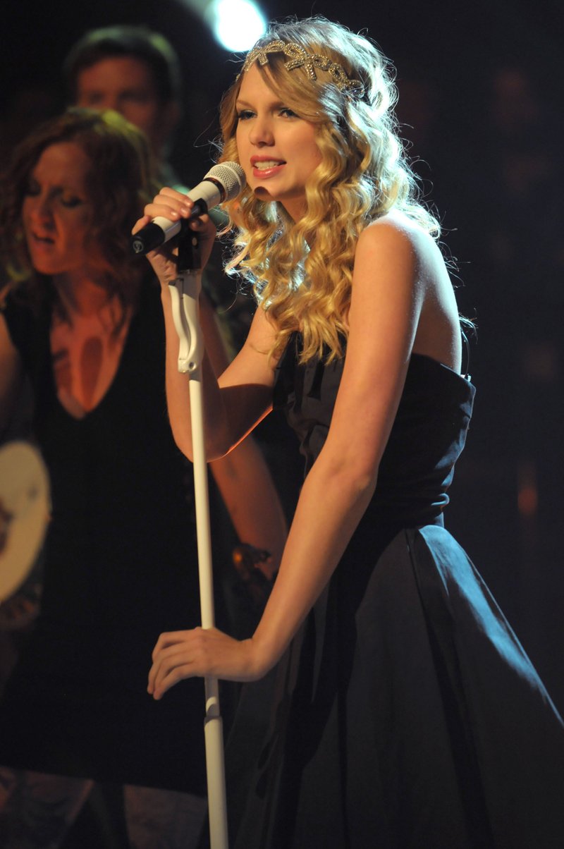 Taylor Swift — Later With Jools Holland — photo 7