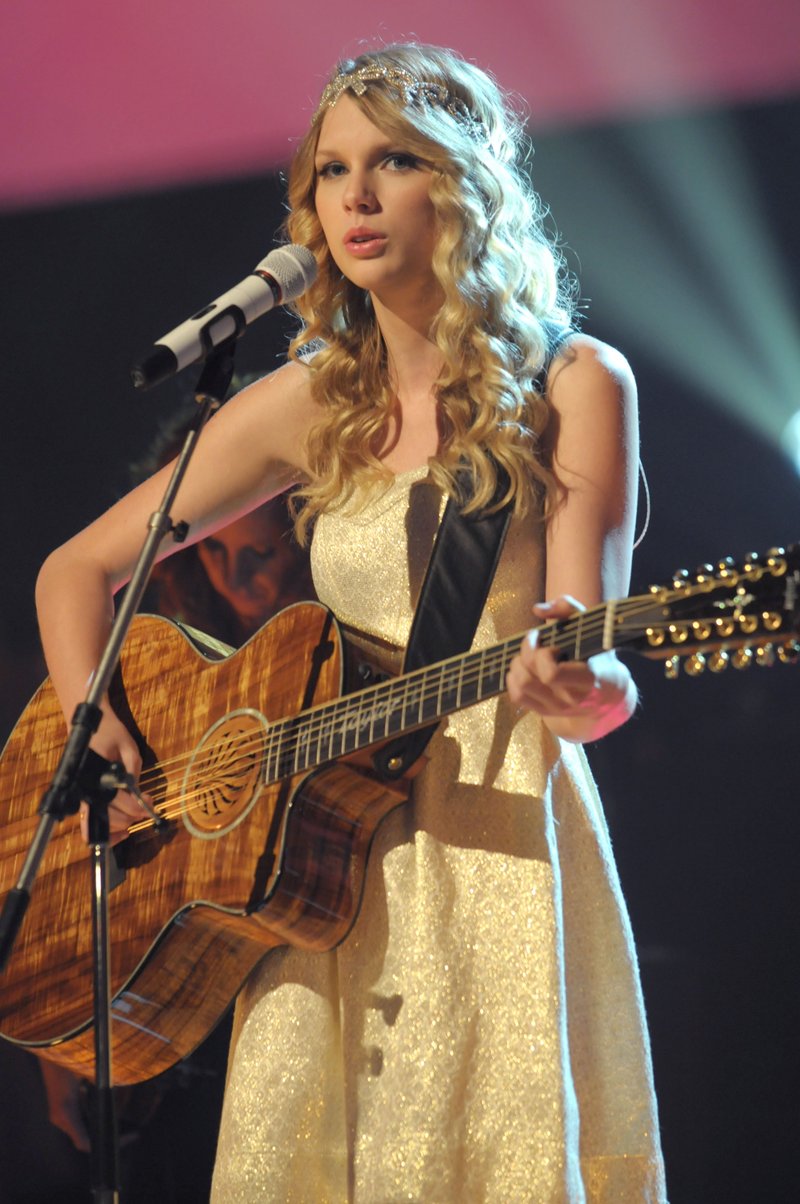Taylor Swift — Later With Jools Holland — photo 9