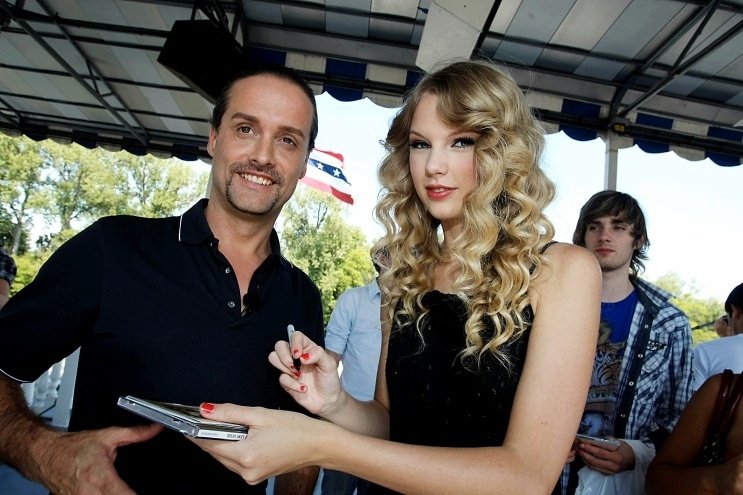 Taylor Swift — "Popstars" Germany — photo 10