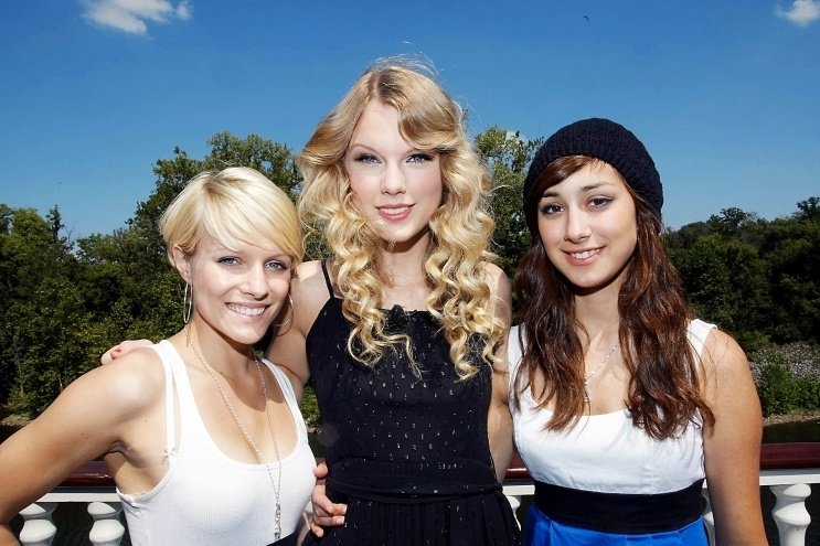 Taylor Swift — "Popstars" Germany — photo 11