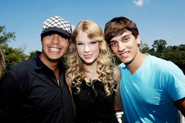 Taylor Swift — "Popstars" Germany — photo 12
