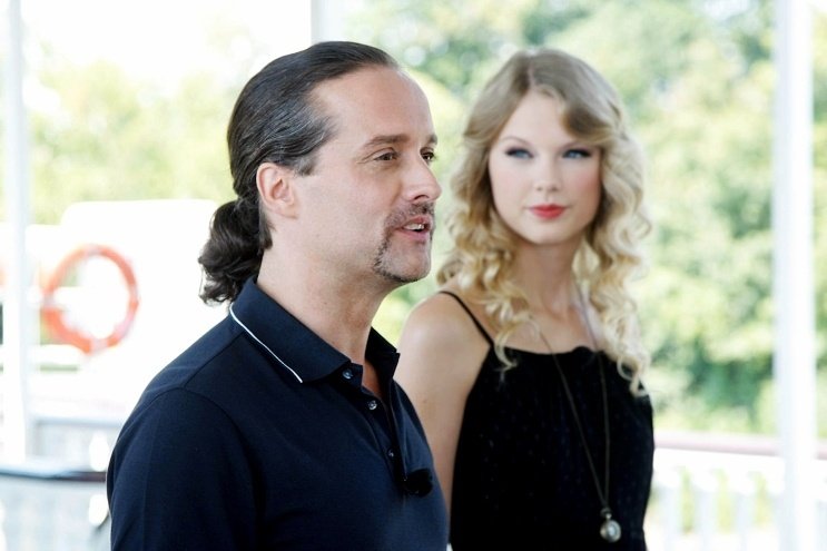 Taylor Swift — "Popstars" Germany — photo 25
