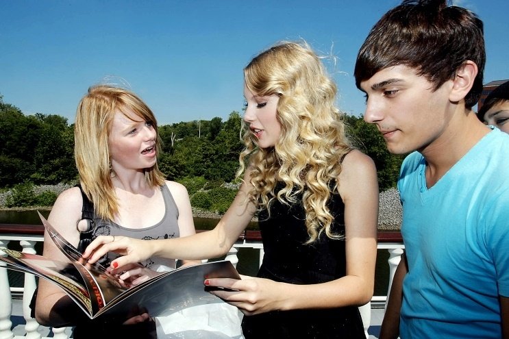 Taylor Swift — "Popstars" Germany — photo 34