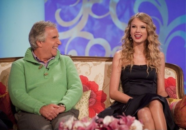 Taylor Swift at The Paul O'Grady Show - November — photo 12