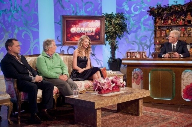 Taylor Swift at The Paul O'Grady Show - November — photo 16